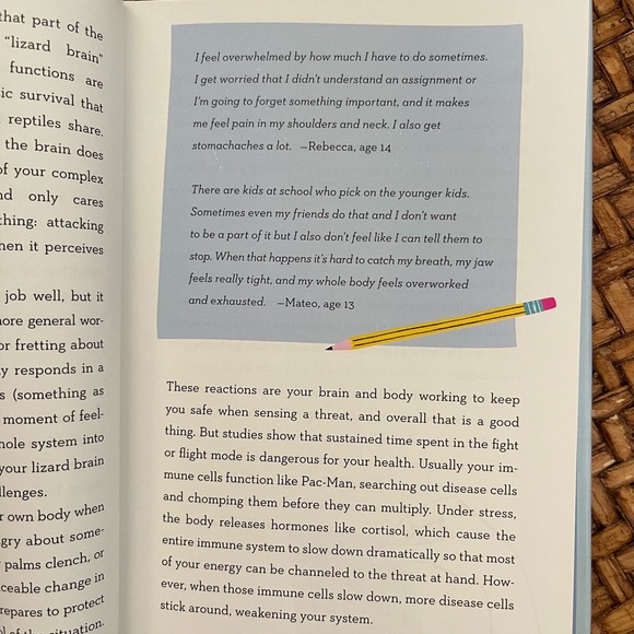 Book Hardcover This Moment Is Your Life (and So Is This One) : Mindfulness Yoga - Picture 9 of 12